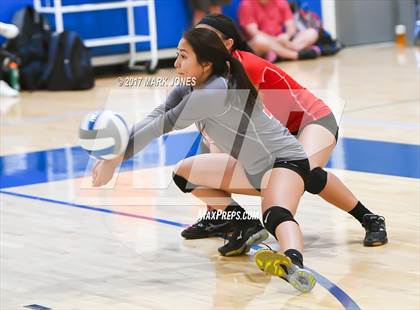 Thumbnail 2 in Horizon Honors vs. Valley Lutheran (Desert Classic) photogallery.
