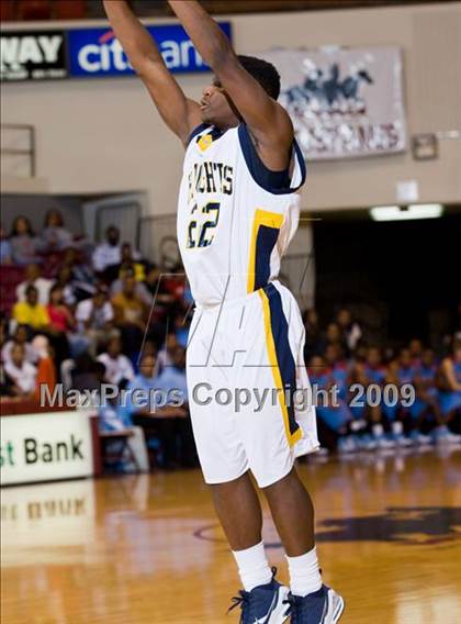 Thumbnail 1 in Hirschi vs. Arlington Heights (Fantasy of Lights Tournament) photogallery.