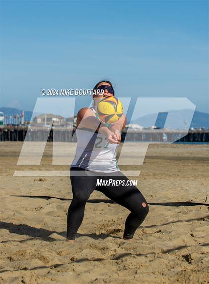 Thumbnail 3 in Ventura @ Santa Barbara photogallery.