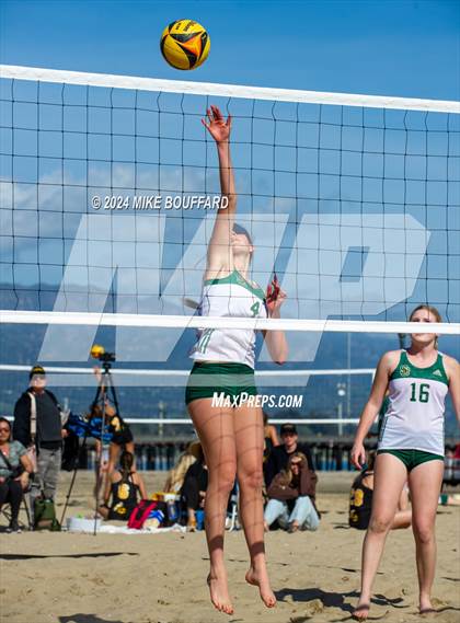 Thumbnail 3 in Ventura @ Santa Barbara photogallery.