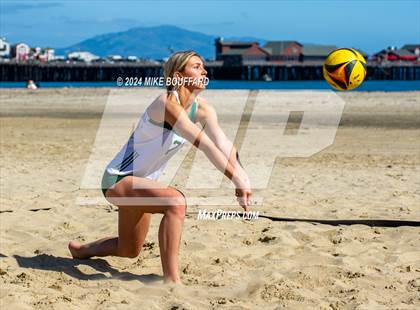 Thumbnail 2 in Ventura @ Santa Barbara photogallery.