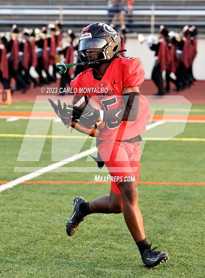 Thumbnail 1 in Etiwanda @ Glendora photogallery.