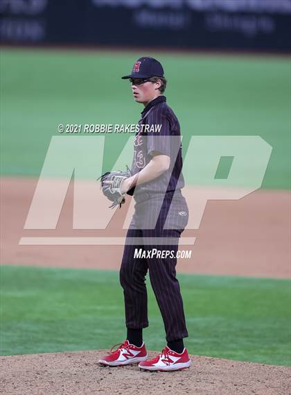 Thumbnail 1 in Marcus vs. Rockwall-Heath (Dragon Classic) photogallery.