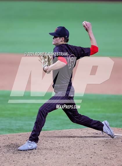 Thumbnail 3 in Marcus vs. Rockwall-Heath (Dragon Classic) photogallery.