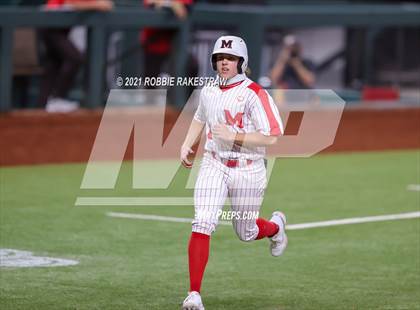 Thumbnail 3 in Marcus vs. Rockwall-Heath (Dragon Classic) photogallery.