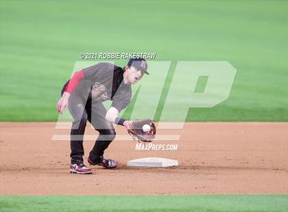 Thumbnail 1 in Marcus vs. Rockwall-Heath (Dragon Classic) photogallery.