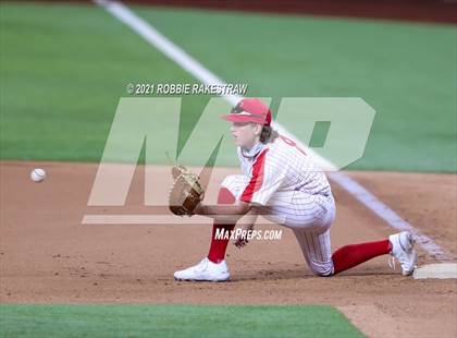 Thumbnail 3 in Marcus vs. Rockwall-Heath (Dragon Classic) photogallery.