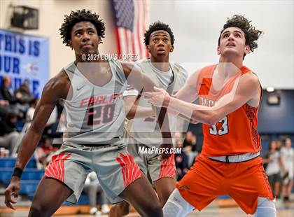 Thumbnail 2 in Pacifica Christian/Orange County vs. Etiwanda (CDM Beach Bash Tournament) photogallery.