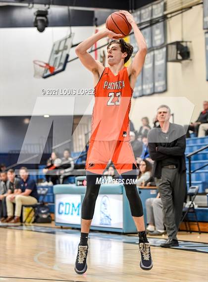 Thumbnail 2 in Pacifica Christian/Orange County vs. Etiwanda (CDM Beach Bash Tournament) photogallery.