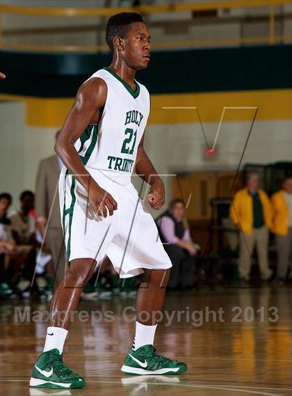 Thumbnail 3 in Holy Trinity vs. St. Anthony's (CHSAA Semifinal) photogallery.