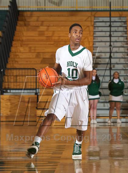 Thumbnail 3 in Holy Trinity vs. St. Anthony's (CHSAA Semifinal) photogallery.