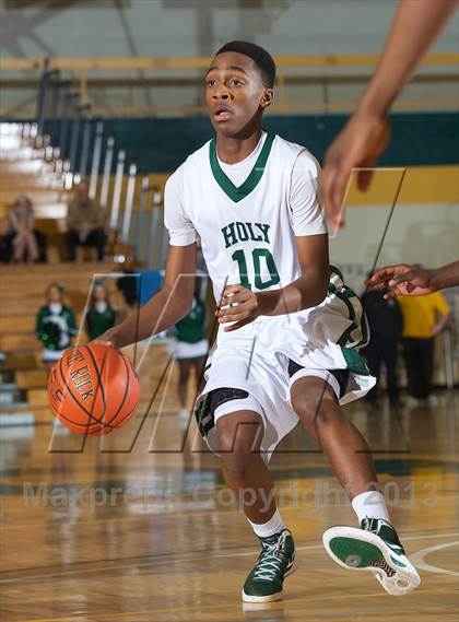 Thumbnail 2 in Holy Trinity vs. St. Anthony's (CHSAA Semifinal) photogallery.