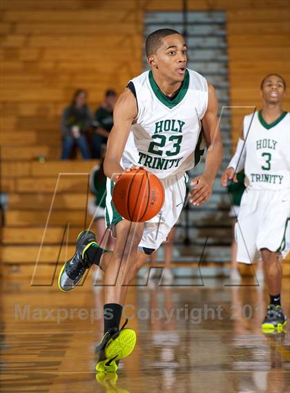 Thumbnail 1 in Holy Trinity vs. St. Anthony's (CHSAA Semifinal) photogallery.
