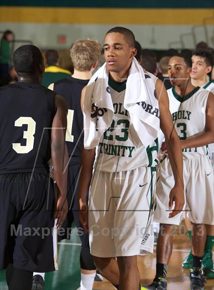 Thumbnail 2 in Holy Trinity vs. St. Anthony's (CHSAA Semifinal) photogallery.