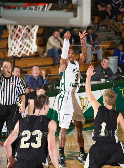 Thumbnail 2 in Holy Trinity vs. St. Anthony's (CHSAA Semifinal) photogallery.