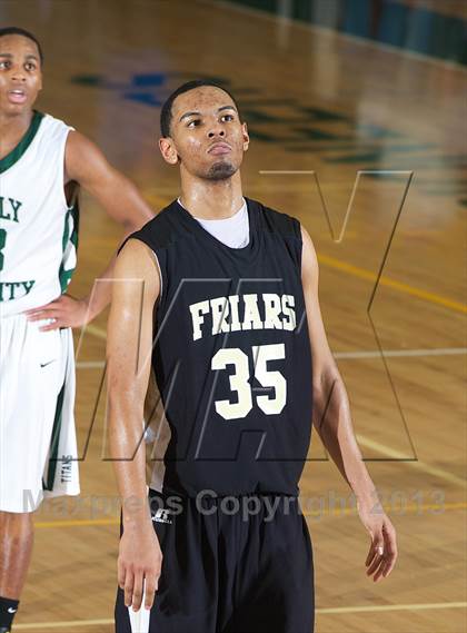 Thumbnail 1 in Holy Trinity vs. St. Anthony's (CHSAA Semifinal) photogallery.