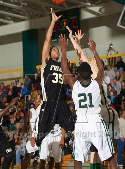 Thumbnail 3 in Holy Trinity vs. St. Anthony's (CHSAA Semifinal) photogallery.