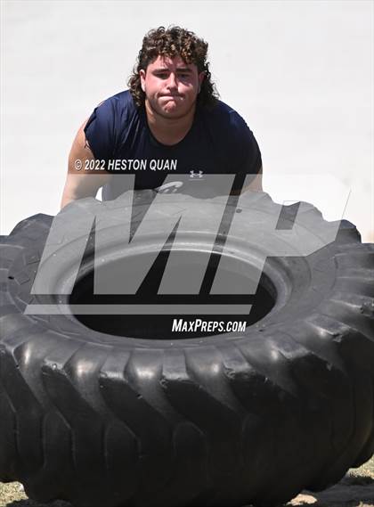 Thumbnail 2 in South County Tournament (Linemen Competition) photogallery.