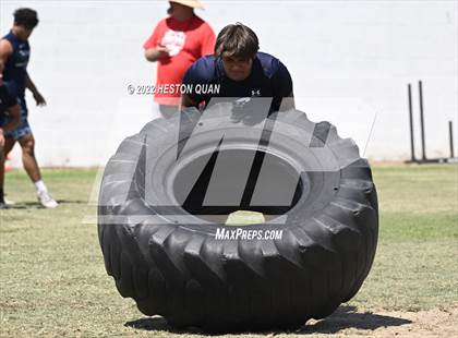 Thumbnail 3 in South County Tournament (Linemen Competition) photogallery.