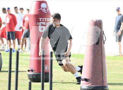 Thumbnail 3 in South County Tournament (Linemen Competition) photogallery.