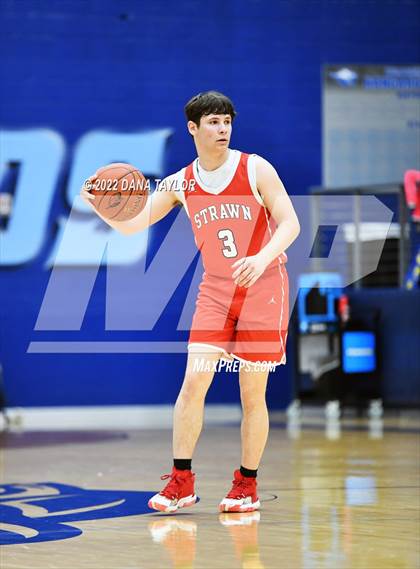 Thumbnail 1 in Huckabay vs Strawn (UIL Region III-1A Quarterfinal) photogallery.