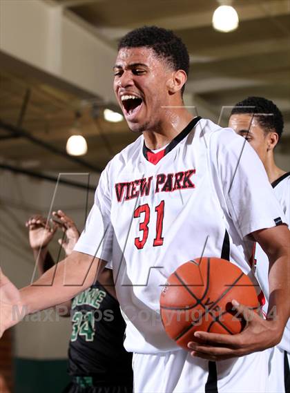 Thumbnail 3 in Narbonne vs. View Park (Paul Pierce Classic)  photogallery.