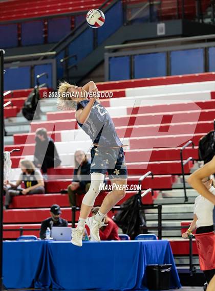 Thumbnail 2 in Littleton Public Schools vs. Niwot (CHSAA 5A Round 1) photogallery.