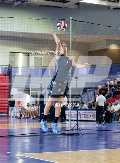 Thumbnail 1 in Littleton Public Schools vs. Niwot (CHSAA 5A Round 1) photogallery.