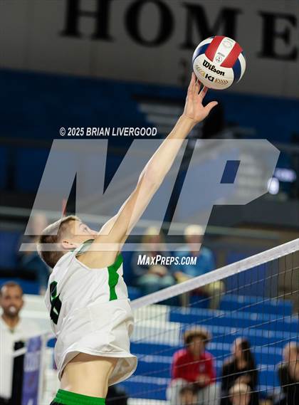Thumbnail 2 in Littleton Public Schools vs. Niwot (CHSAA 5A Round 1) photogallery.