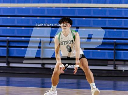 Thumbnail 1 in Littleton Public Schools vs. Niwot (CHSAA 5A Round 1) photogallery.