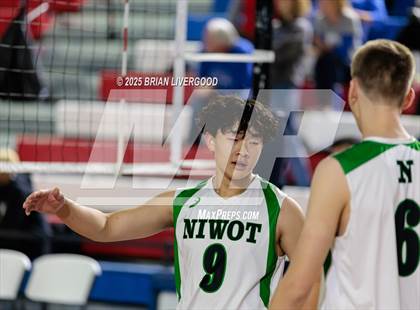 Thumbnail 2 in Littleton Public Schools vs. Niwot (CHSAA 5A Round 1) photogallery.