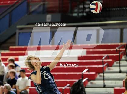 Thumbnail 3 in Littleton Public Schools vs. Niwot (CHSAA 5A Round 1) photogallery.
