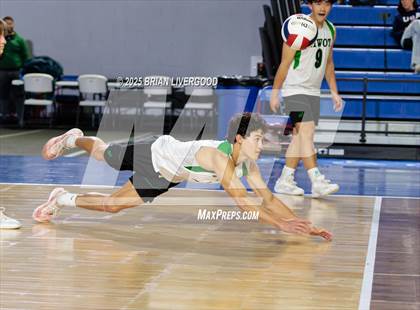 Thumbnail 1 in Littleton Public Schools vs. Niwot (CHSAA 5A Round 1) photogallery.