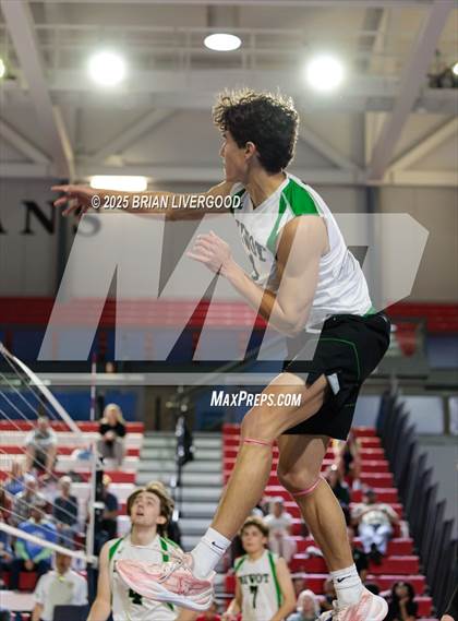 Thumbnail 3 in Littleton Public Schools vs. Niwot (CHSAA 5A Round 1) photogallery.