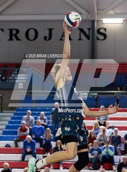 Thumbnail 3 in Littleton Public Schools vs. Niwot (CHSAA 5A Round 1) photogallery.