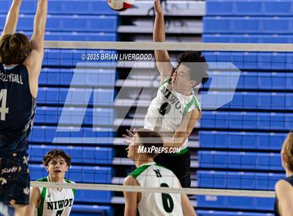 Thumbnail 2 in Littleton Public Schools vs. Niwot (CHSAA 5A Round 1) photogallery.