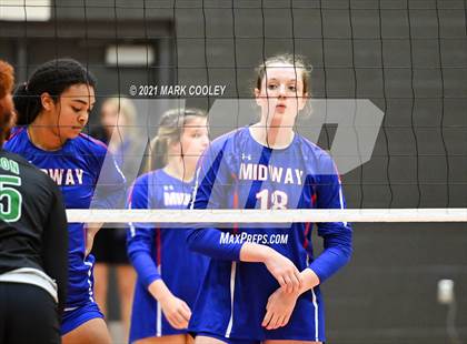 Thumbnail 2 in Ellison vs. Midway (6A Bi-District) photogallery.
