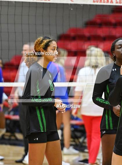 Thumbnail 3 in Ellison vs. Midway (6A Bi-District) photogallery.