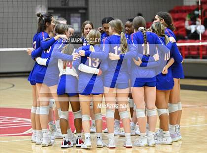 Thumbnail 1 in Ellison vs. Midway (6A Bi-District) photogallery.