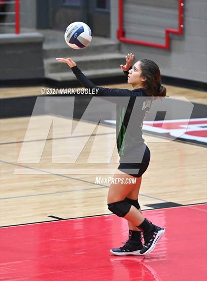 Thumbnail 1 in Ellison vs. Midway (6A Bi-District) photogallery.