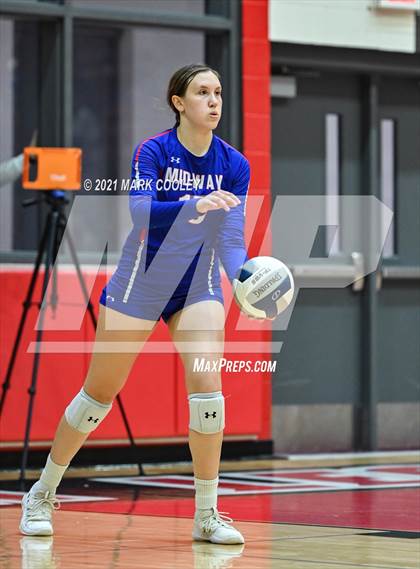 Thumbnail 3 in Ellison vs. Midway (6A Bi-District) photogallery.