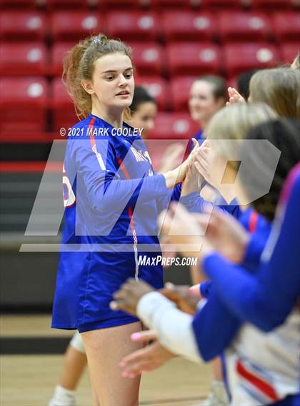 Thumbnail 1 in Ellison vs. Midway (6A Bi-District) photogallery.