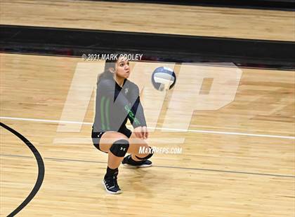 Thumbnail 2 in Ellison vs. Midway (6A Bi-District) photogallery.