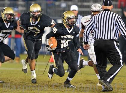 Thumbnail 3 in Windsor vs. Hand (CIAC Class L Final) photogallery.