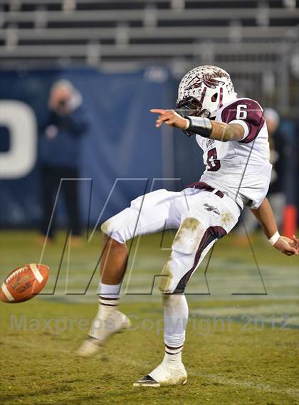 Thumbnail 1 in Windsor vs. Hand (CIAC Class L Final) photogallery.