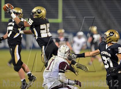 Thumbnail 1 in Windsor vs. Hand (CIAC Class L Final) photogallery.