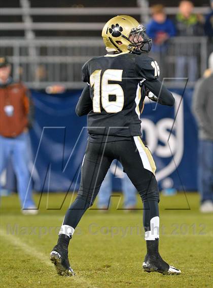 Thumbnail 2 in Windsor vs. Hand (CIAC Class L Final) photogallery.