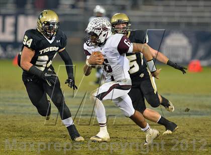 Thumbnail 2 in Windsor vs. Hand (CIAC Class L Final) photogallery.