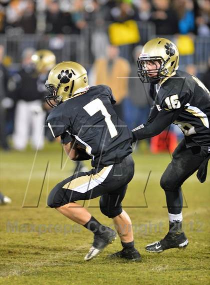 Thumbnail 2 in Windsor vs. Hand (CIAC Class L Final) photogallery.