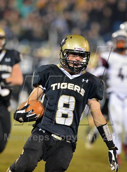 Thumbnail 3 in Windsor vs. Hand (CIAC Class L Final) photogallery.